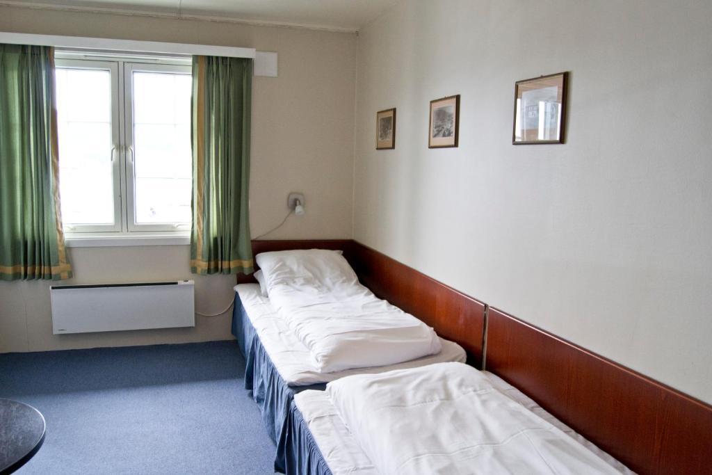 Moi Hotel 3*