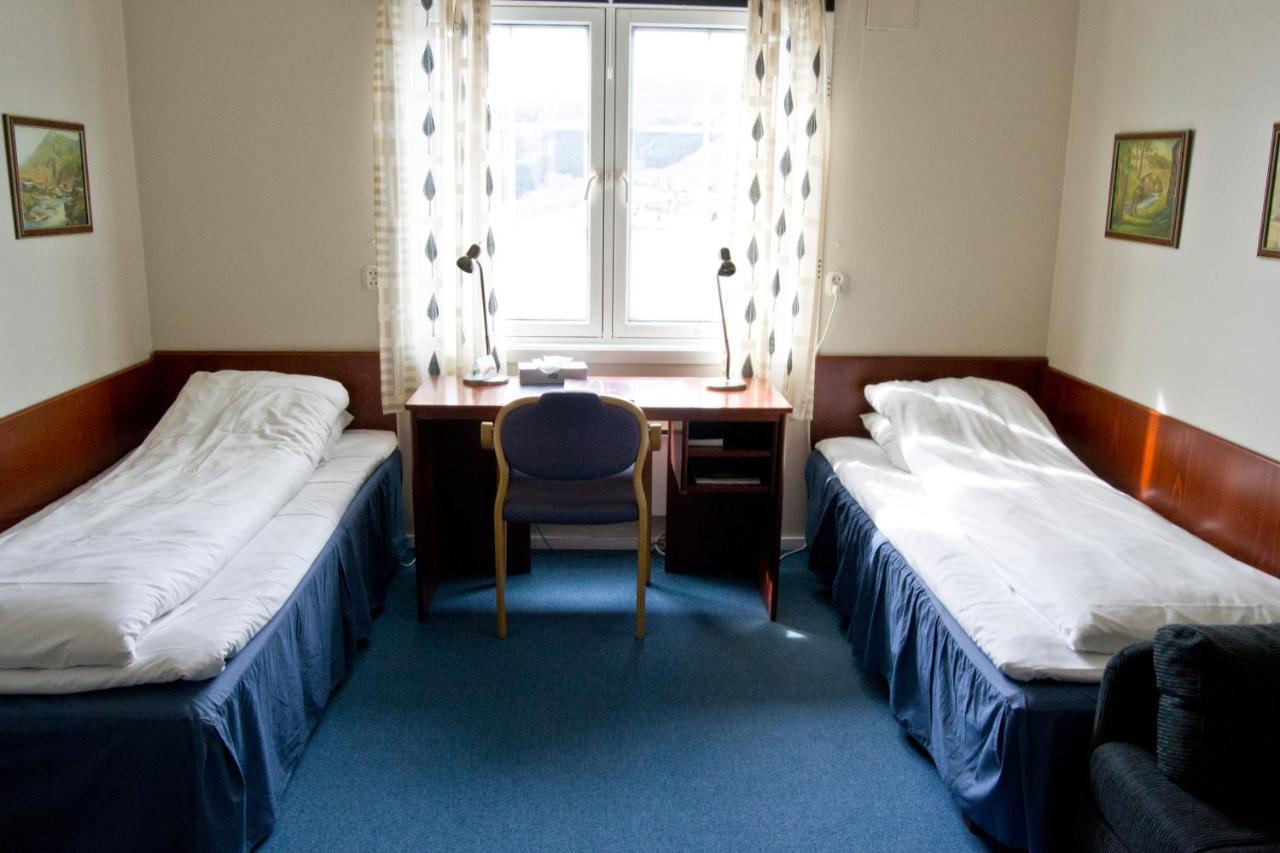 Moi Hotel 3*